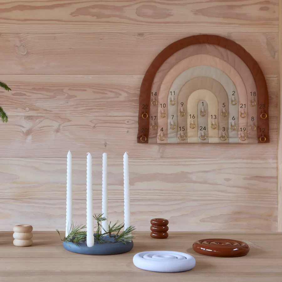 OYOY Adventskalender Regenbogen