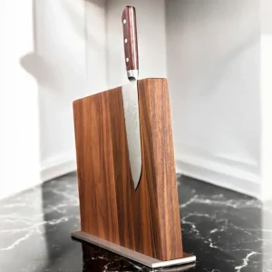 Magnetischer Design-Messerblock aus Nussbaum