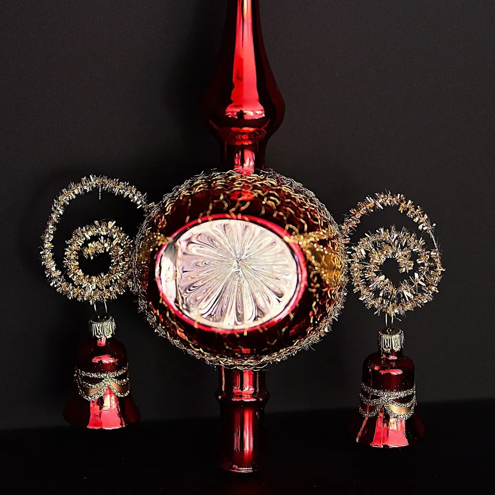 Rote, traditionelle Christbaumspitze aus Lauscha