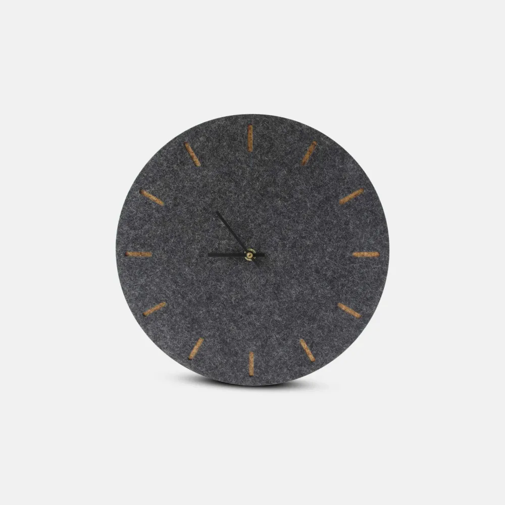 Wanduhr aus Filz und Kork 30 cm | anthrazit - schwarz | Design: Kopenhagen