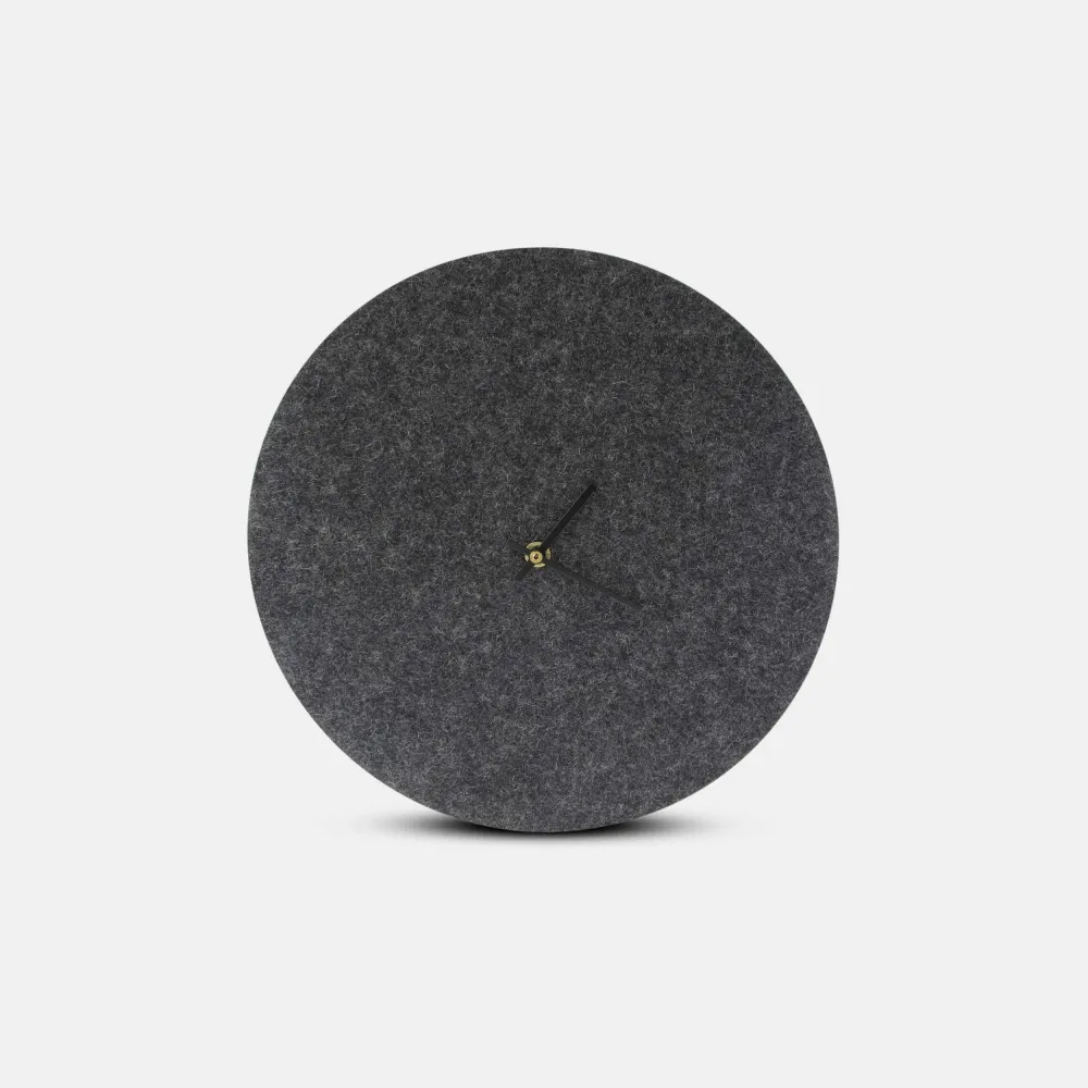 Wanduhr aus Filz und Kork 30 cm | anthrazit - schwarz | Design: Aalborg