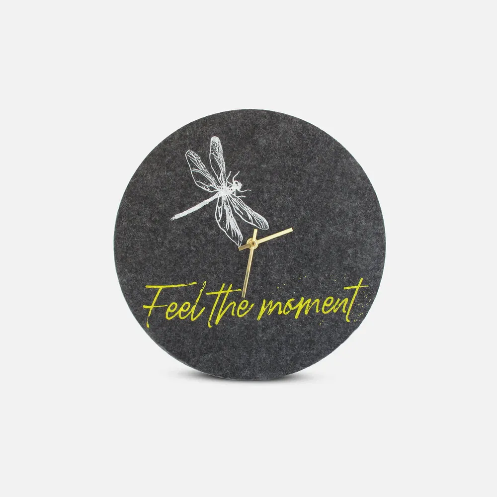 Wanduhr aus Filz und Kork 30 cm | Design "Moment" Anja Streese