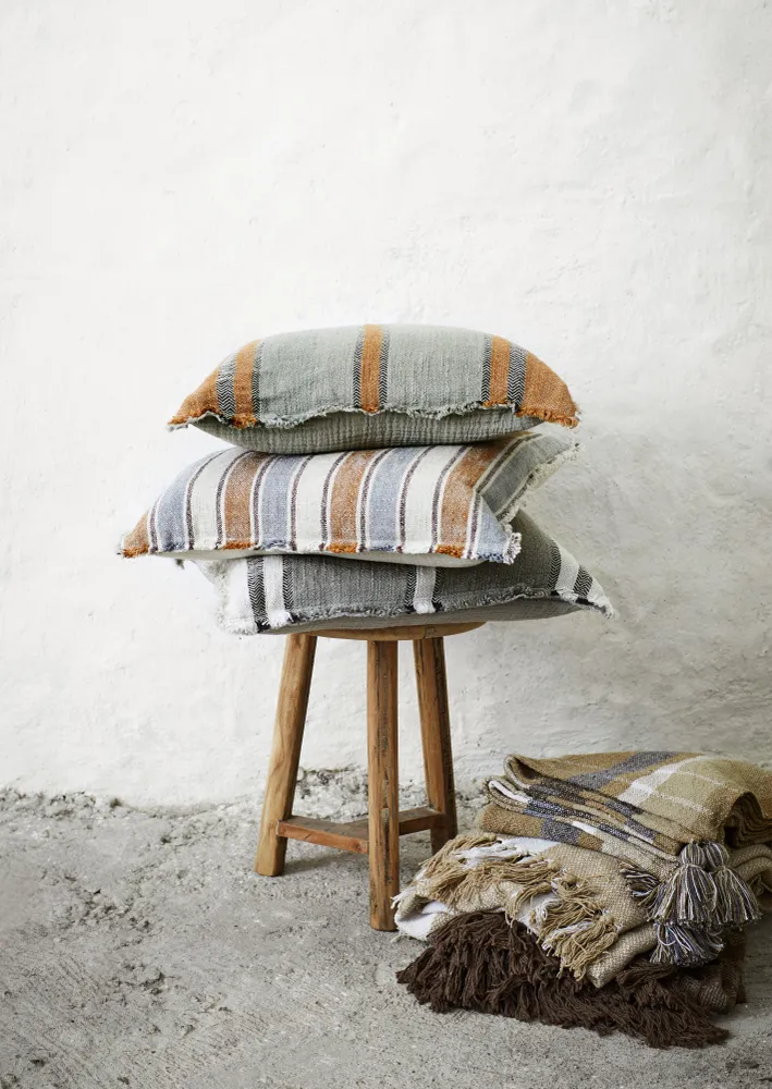 WOODEN STOOL