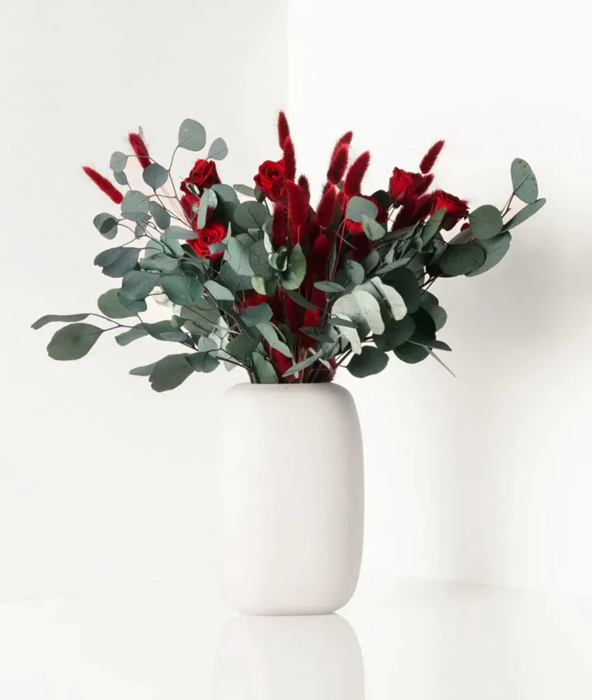 Scarlet Bouquet Naturally Long-Lasting Flowers