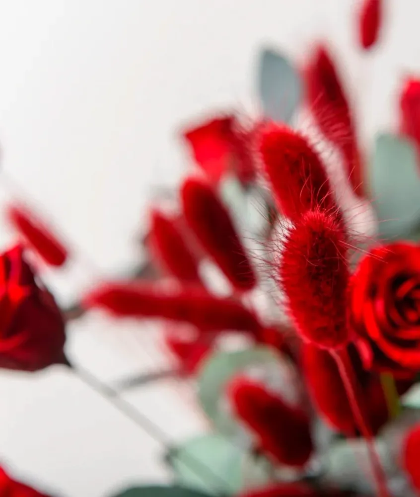Scarlet Bouquet Naturally Long-Lasting Flowers