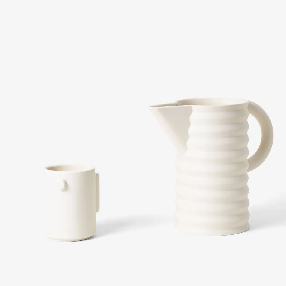 PLEATED PITCHER - WASSER KARAFFE - High Gloss | Areaware