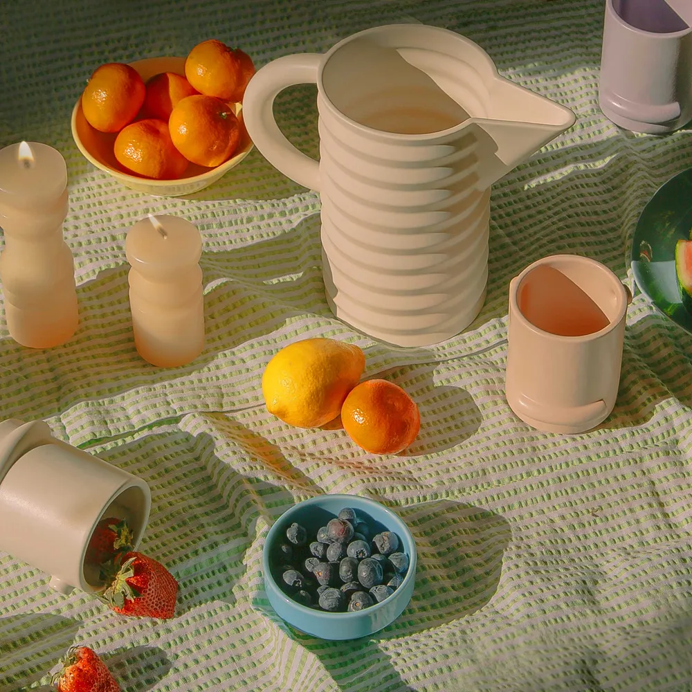 PLEATED PITCHER - WASSER KARAFFE - High Gloss | Areaware