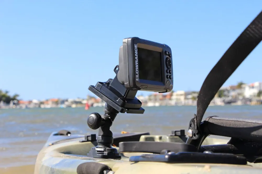 Railblaza Fish-Finder Mount R-Lock S, Plattform Echlolote (102 x 102mm) neigbar