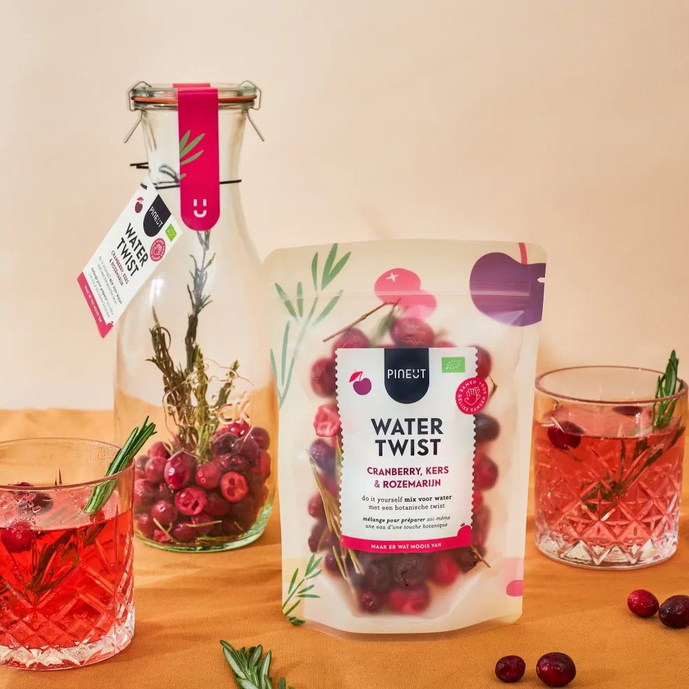 Watertwist | Karaffe | Cranberry, Kirsche & Rosmarin Bio