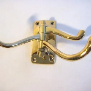 Wandhaken, schwenkbar 3armig aus Messing- massiv 235 g