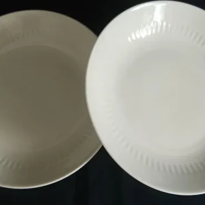 2er Set SUPPENTELLER - Porzellan, Einfärbiges Linien Striche Relief Motiv Dekor
