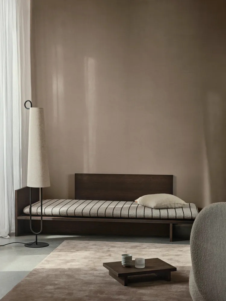 Ancora Floor Lamp - Black/Natural