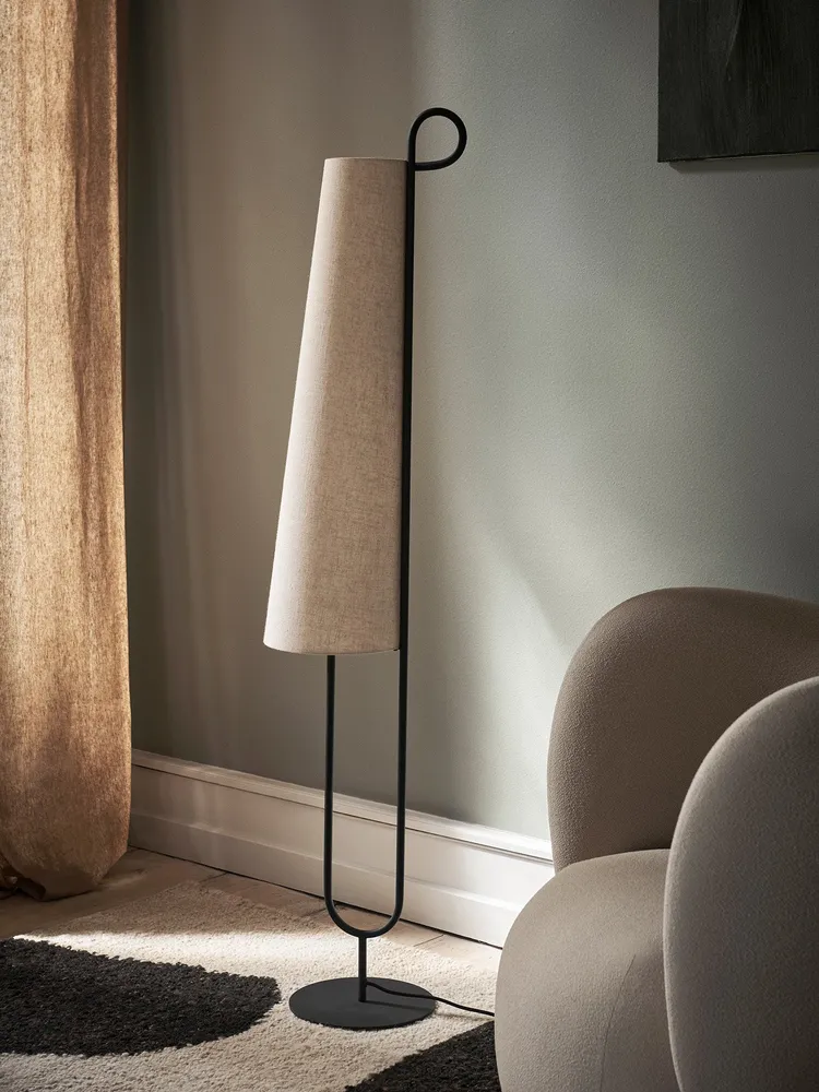Ancora Floor Lamp - Black/Natural