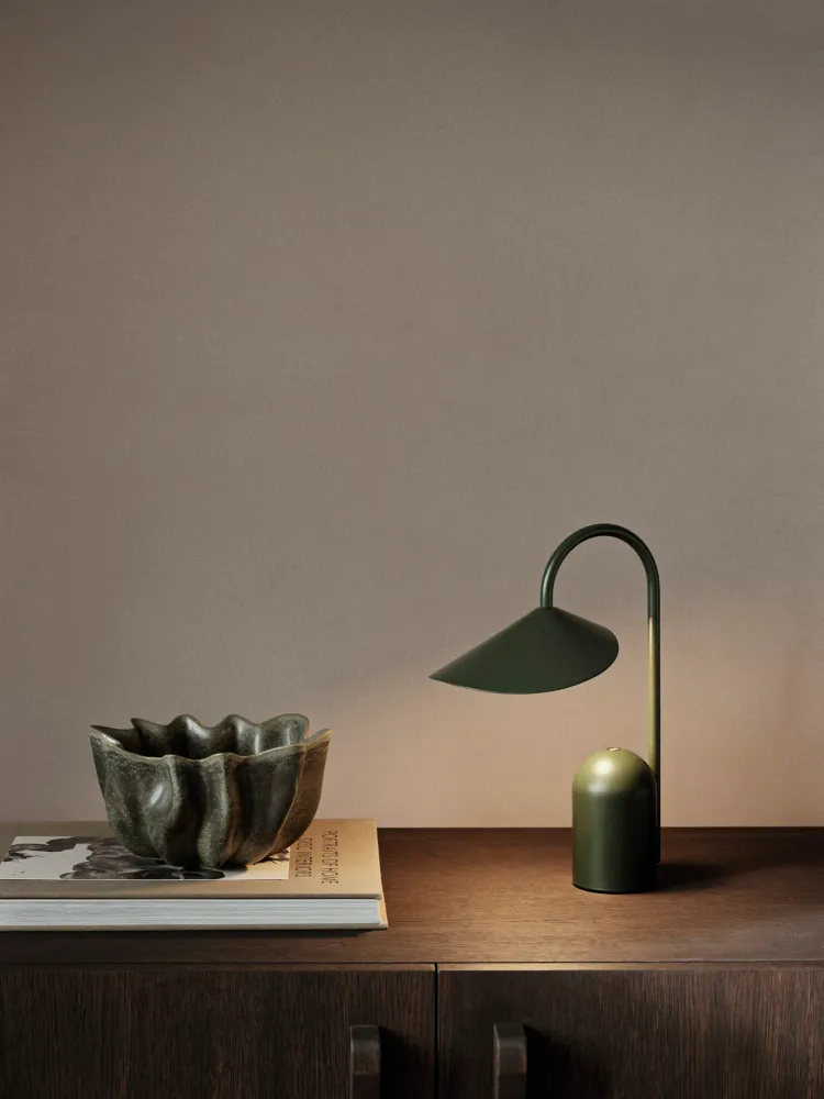 Arum Portable Lamp - Grass Green