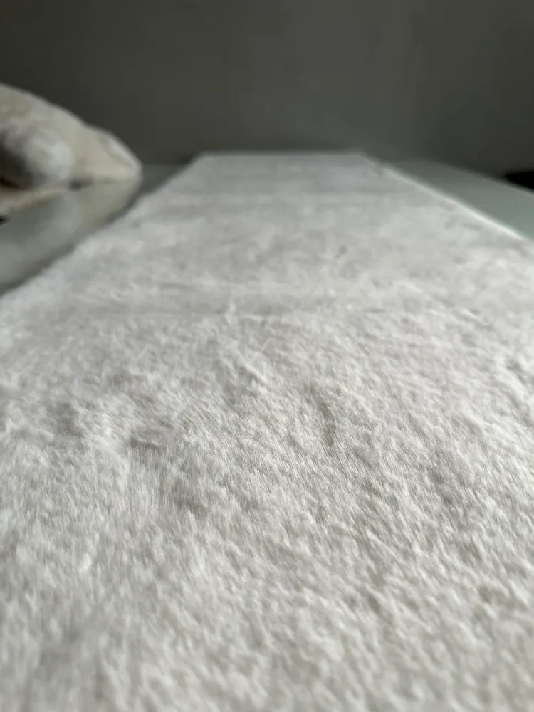 fake fur. -Tischläufer