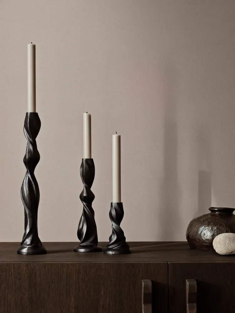 Gale Candle Holder - Medium - Blackened Aluminium