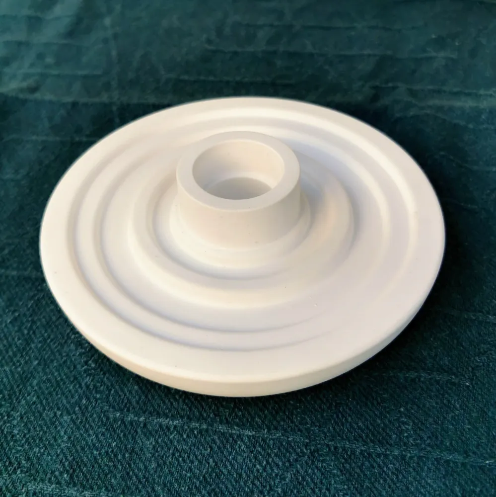 Kerzenhalter mit Rillen, weiß, ca. 12 cm 🖐️