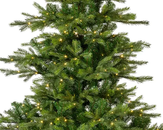 Künstliche Tanne mit integrierter Lichterkette