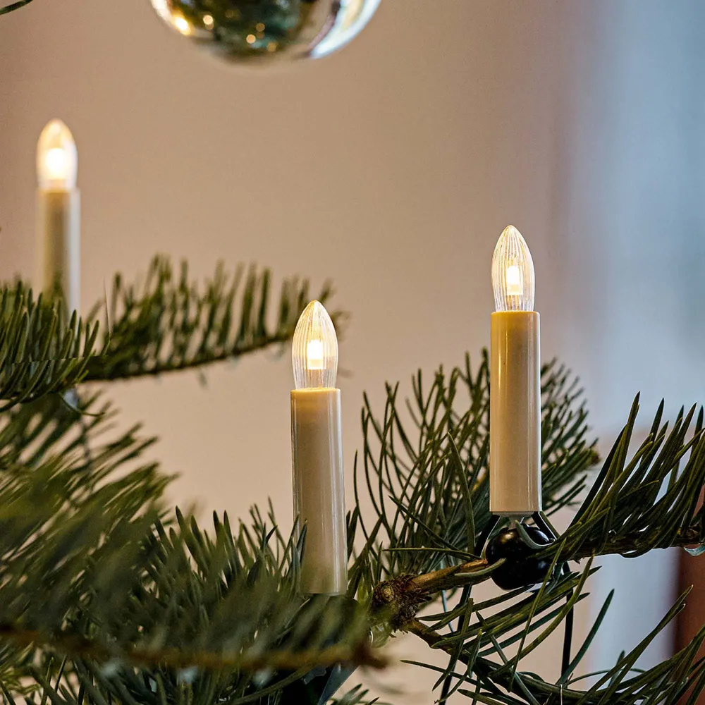 Lichterkette Weihnachtsbaum LED Filament, innen 30 teilig, Made Germany, Riffelkerzen, Schaft elfenbein