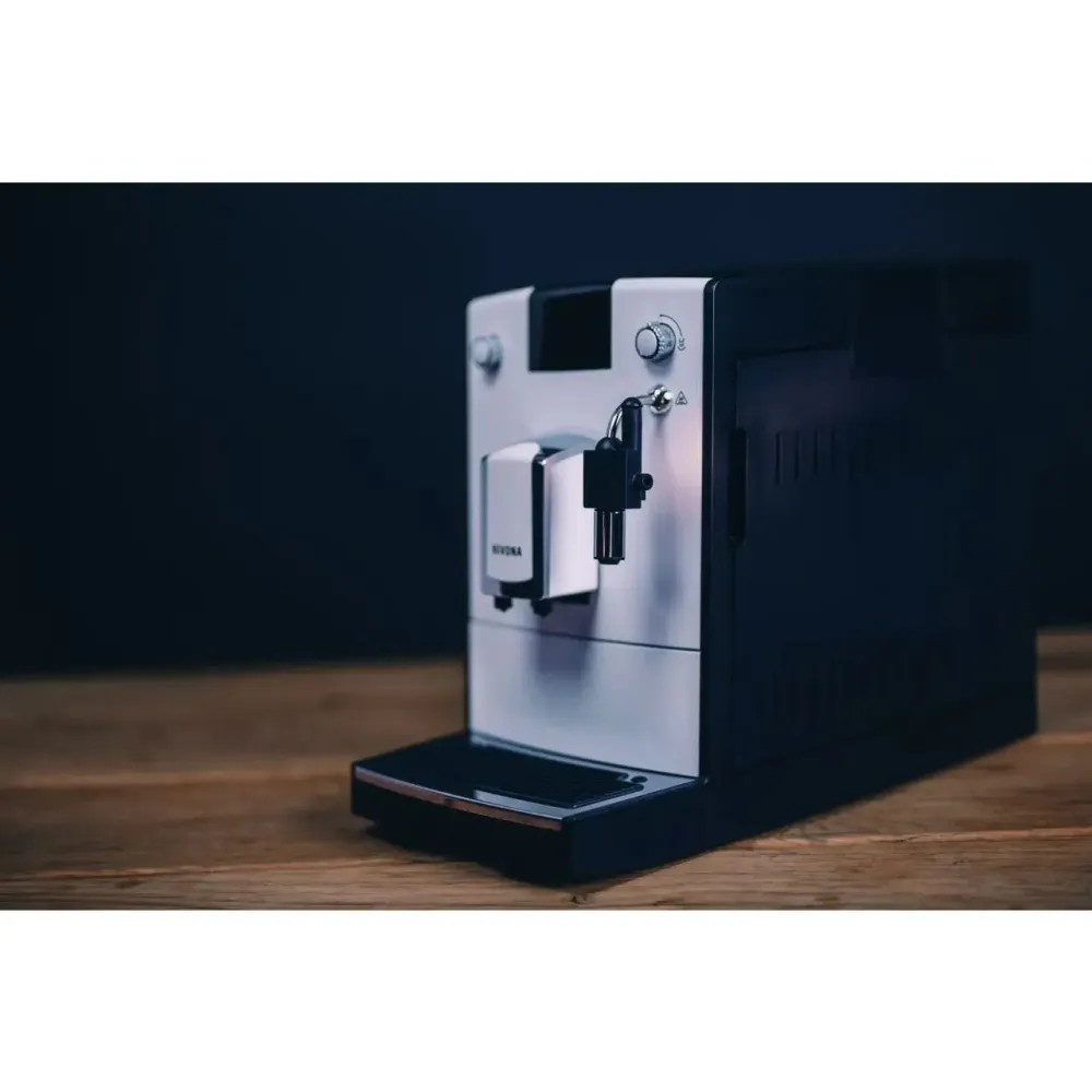 Nivona 550 - Mattschwarz - Chrom NICR 550 - Kaffeevollautomat
