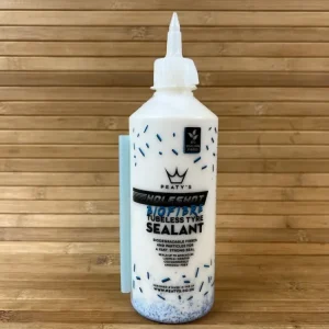 Peaty's Holeshot BioFibre Tubeless Tire Sealant 500ml Dichtmilch
