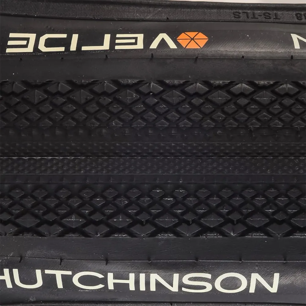 Reifen HUTCHINSON OVERIDE 700x38c TubeType Schwarz