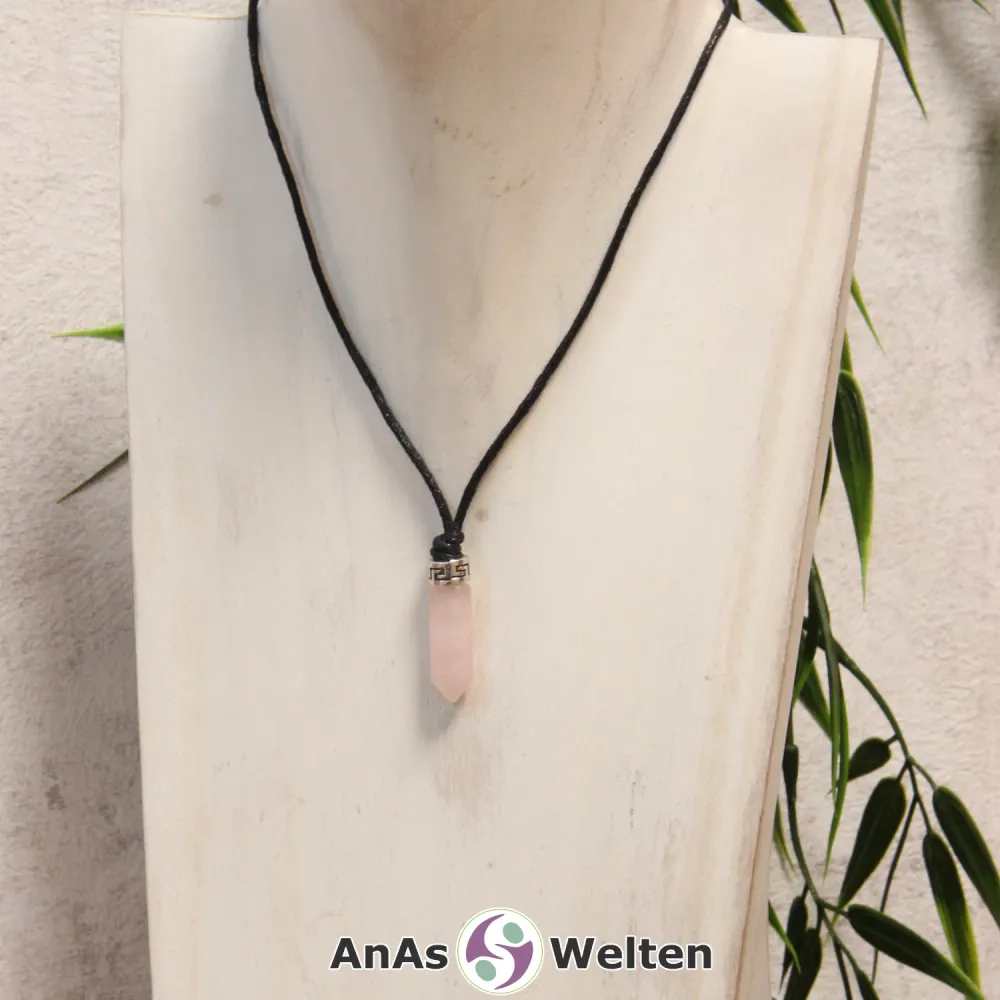 Rosenquarz Stift-Anhänger klein mit Kette