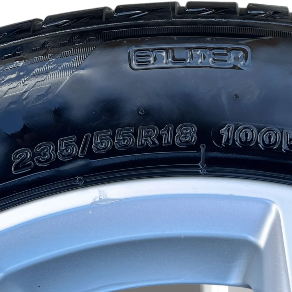 Set von 4 grauen Leichtmetallrädern R18 Audi Q3 F3