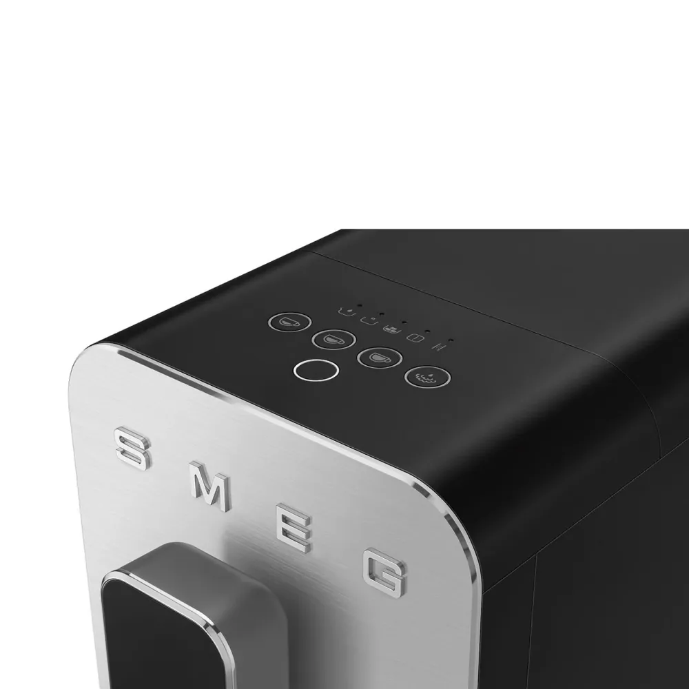 Smeg Vollautomatischer Milchaufschäumer mit Milchaufschäumer, Schwarz, BCC12BLMEU