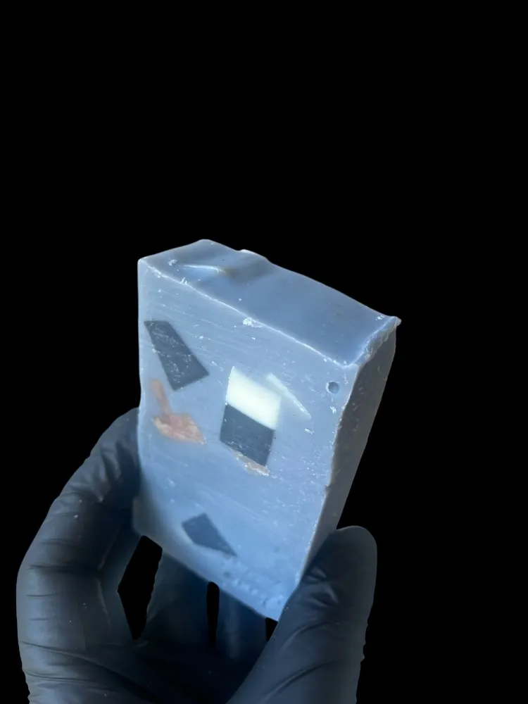 Weißes Konfetti