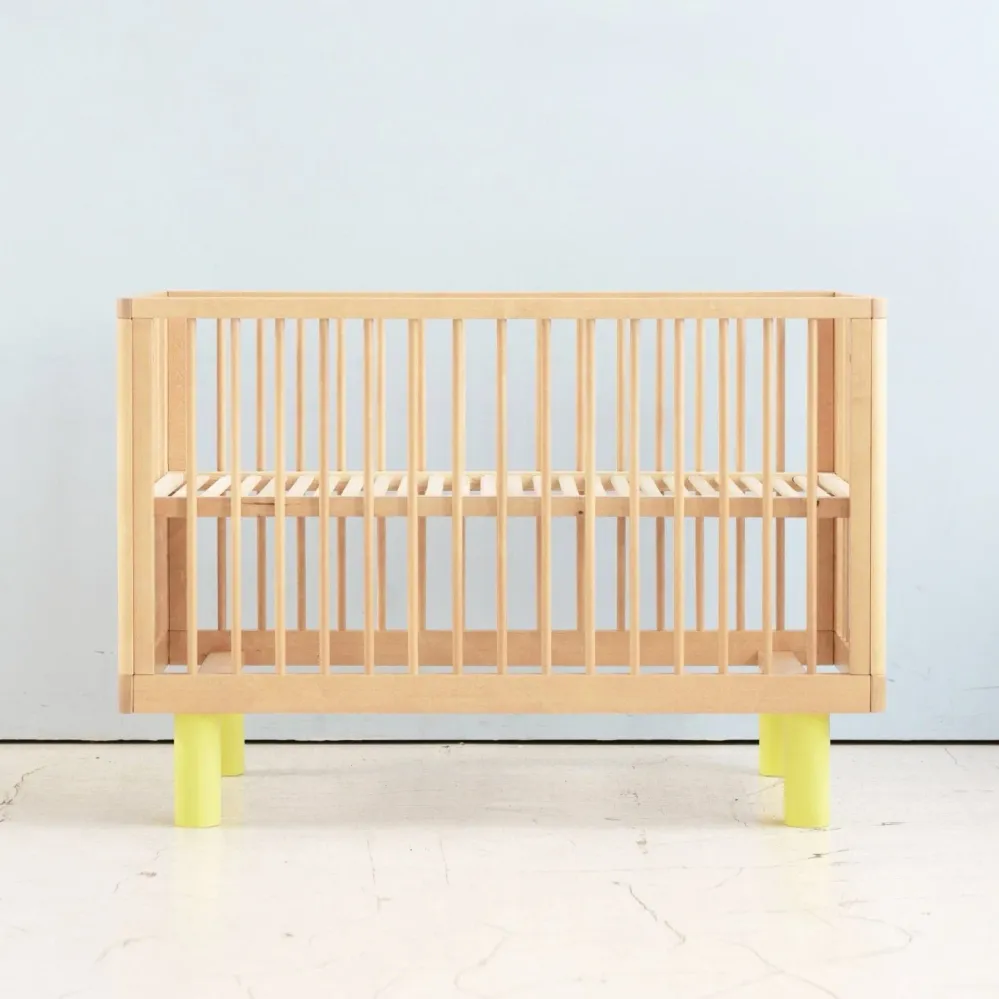 Karl & Fric Nox Cot 60x120 cm + Junior Rail % Set - Naturholz & Gelb