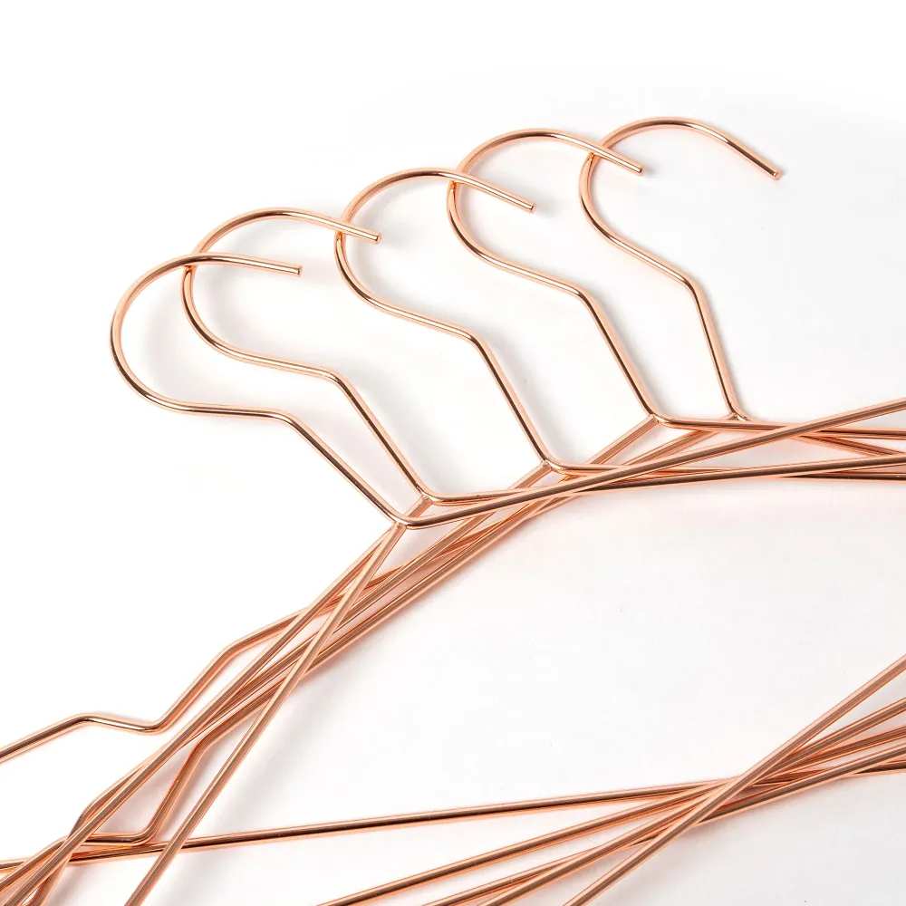 Kleiderbügel „Copper“ 5er Set | Elegant & funktional | HAY