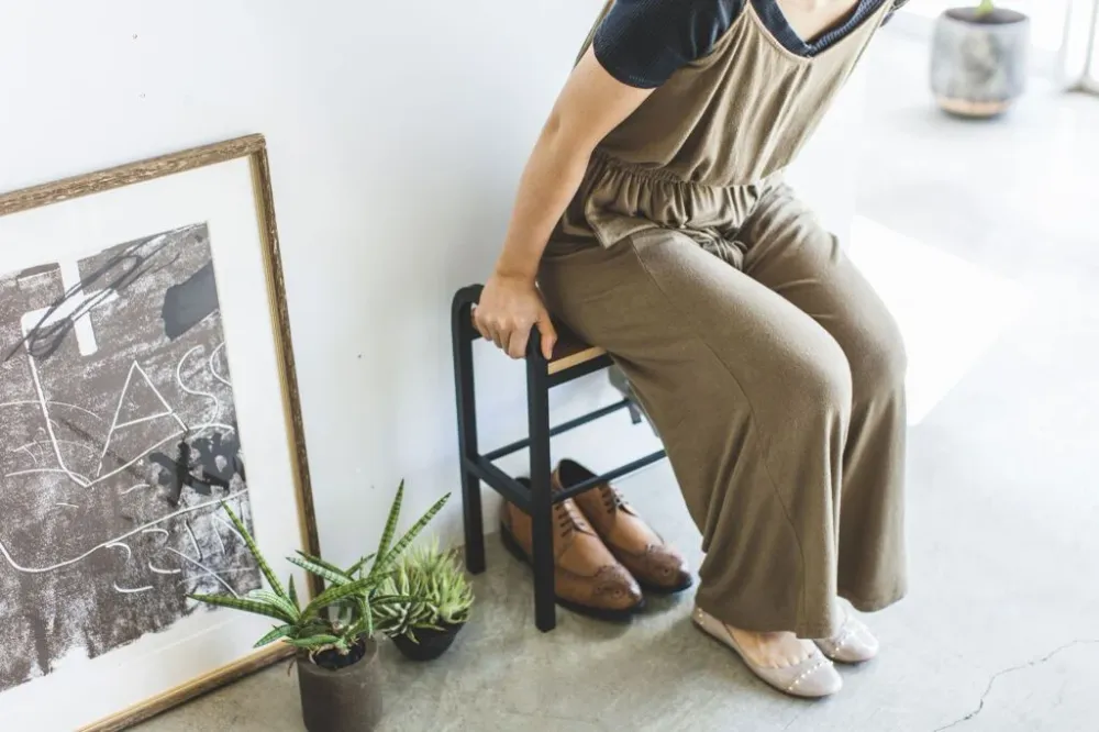 Yamazaki Schuhregal mit Holzregal - Turm - Schwarz