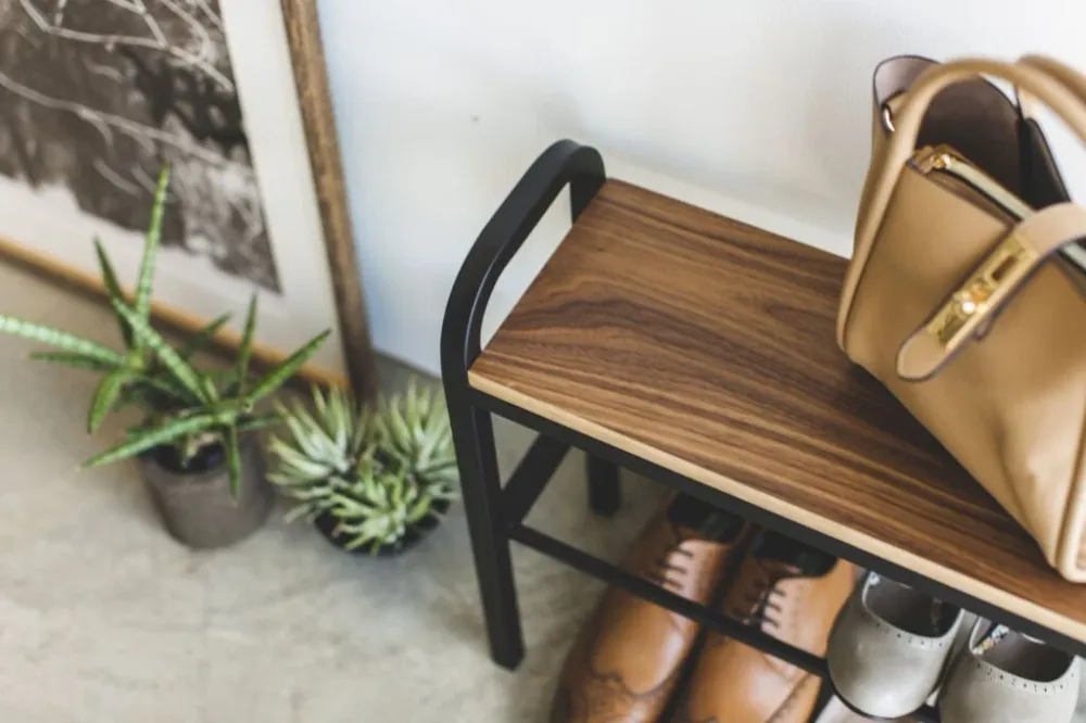Yamazaki Schuhregal mit Holzregal - Turm - Schwarz