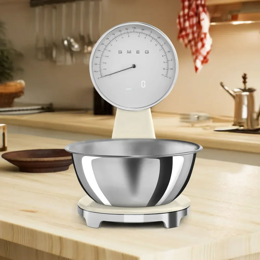 SMEG Cremefarbene Küchenwaage KSF01CREU