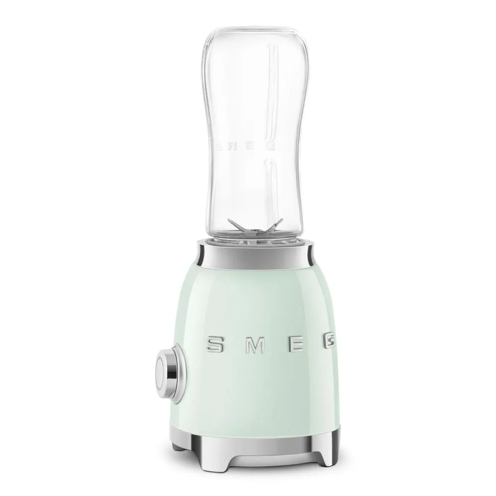 Smeg Personal Blender 0,6 l + 2 To-go-Flaschen „Wassergrün“ PBF01PGEU