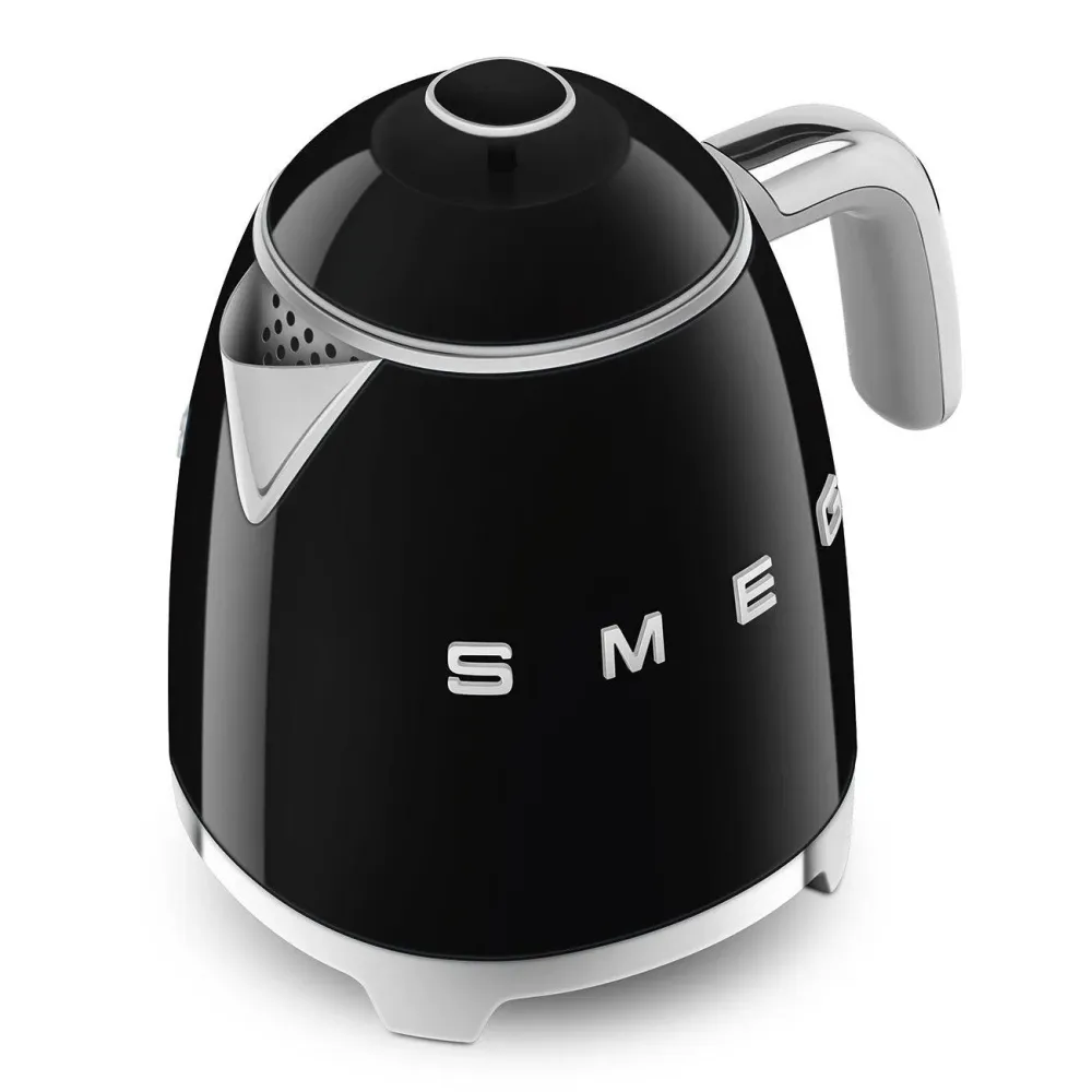 Smeg Wasserkocher 0,8L 'Schwarz' KLF05BLEU