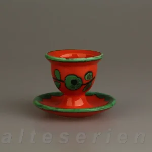 Eierbecher mit Schalenablage