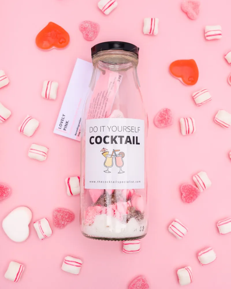 Der Cocktail-Spezialist – Do-It-Yourself-Cocktail – Hübsch rosa