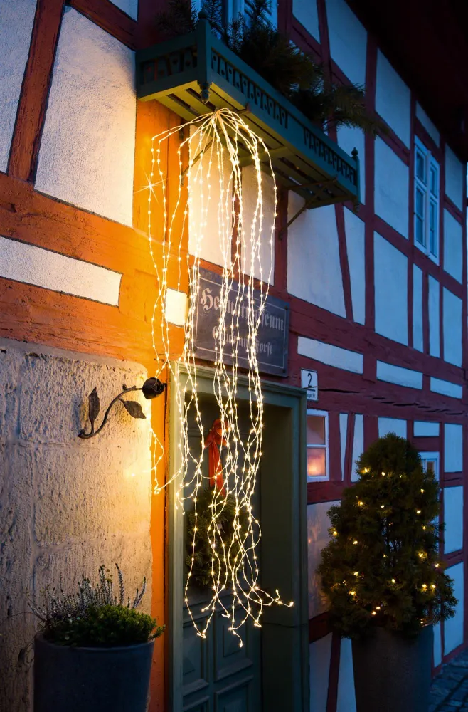 Hellum LED Fontäne Tauperlen, 700 LEDs, 20 Stränge, Timer, für Außen 577839