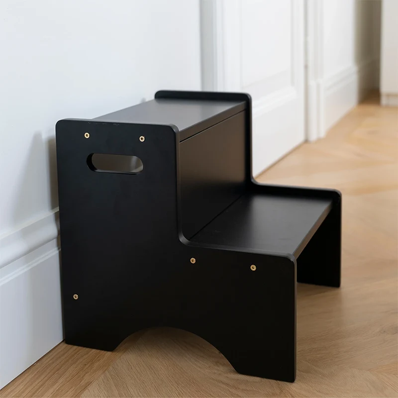 Nofred Tritthocker 'Form' Black