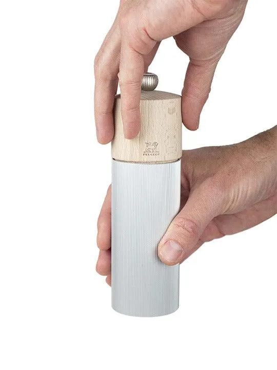 Peugeot Pfeffermühle 18 cm 'Line Natural'