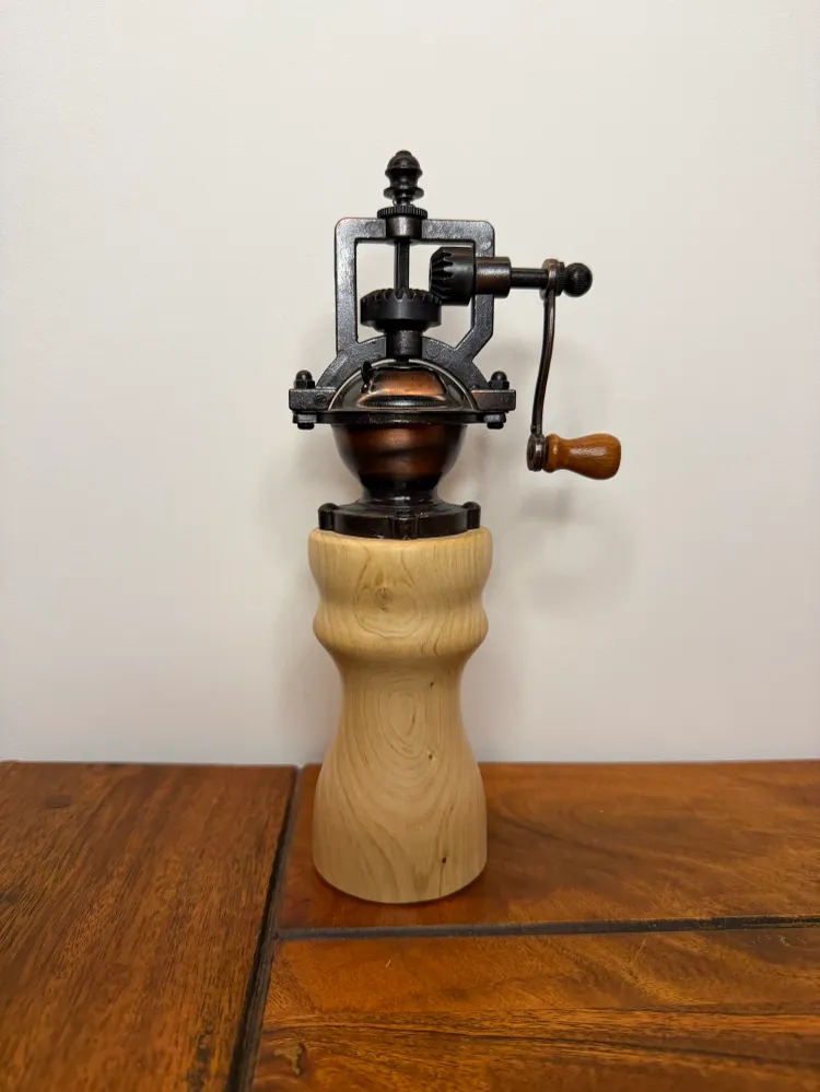 Pfeffermühle "Rustikal" Thuja