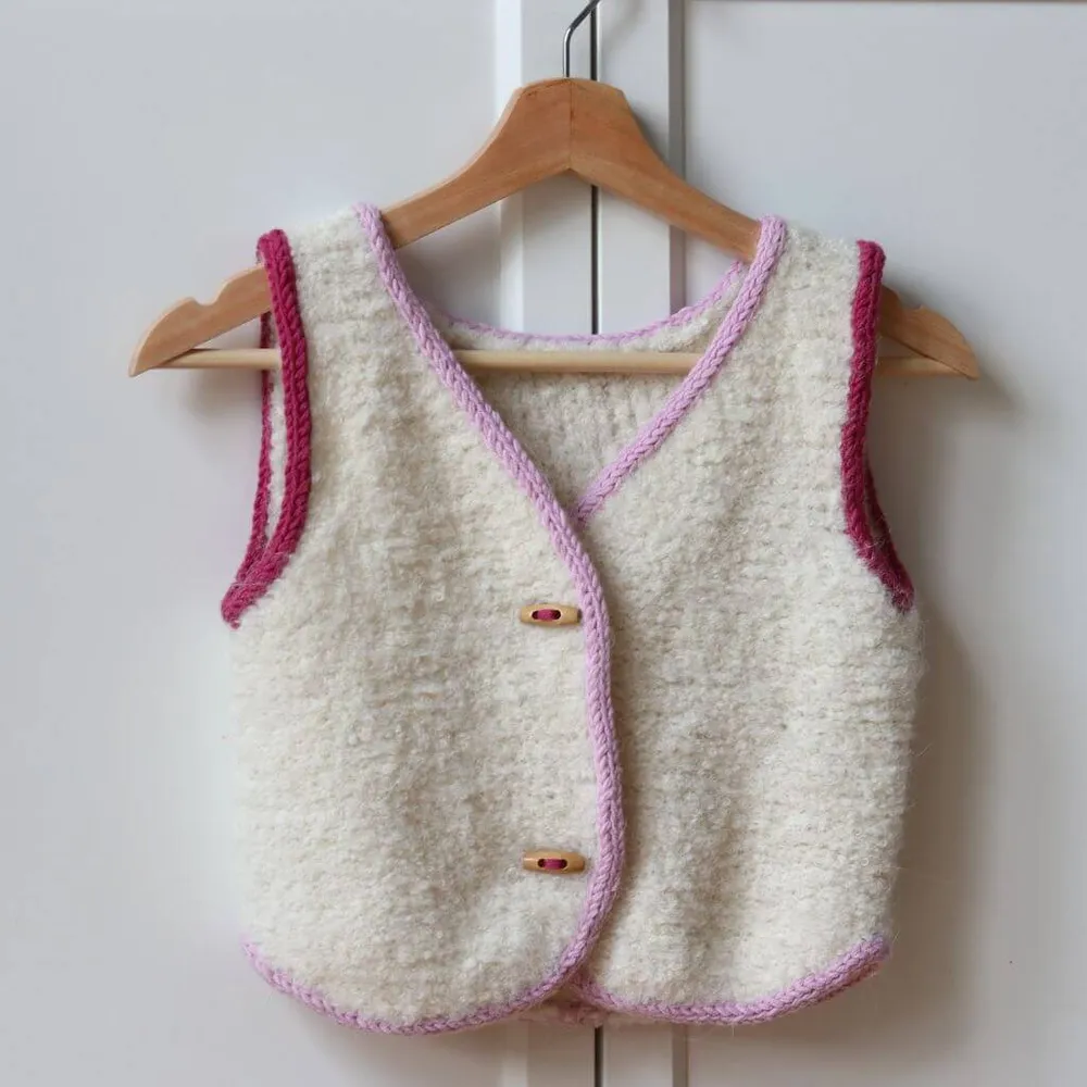 Weste Toni Mini Strickanleitung - Frau Riedel strickt (PDF)