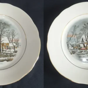 2er Set DESSERTTELLER "Created Exclusively AVON" - Porzellan, Goldrand Linien Winterschnee Haus Scheune Bauernhof Baum Bäu...