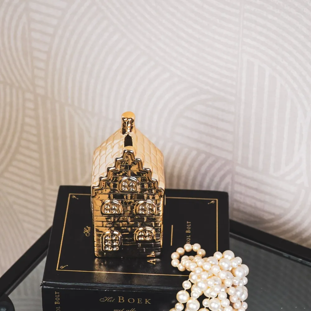 Ornament - Spardose - Haus - Keramik - Gold - 7x7x13cm