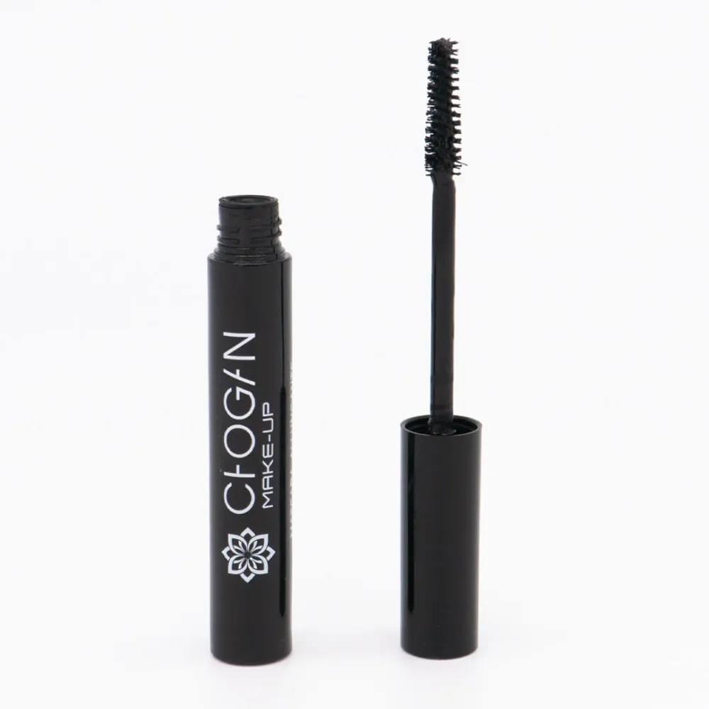 Mascara für maximale Länge und Definition