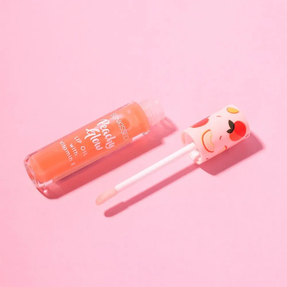 Peachy Glow Lip Oil