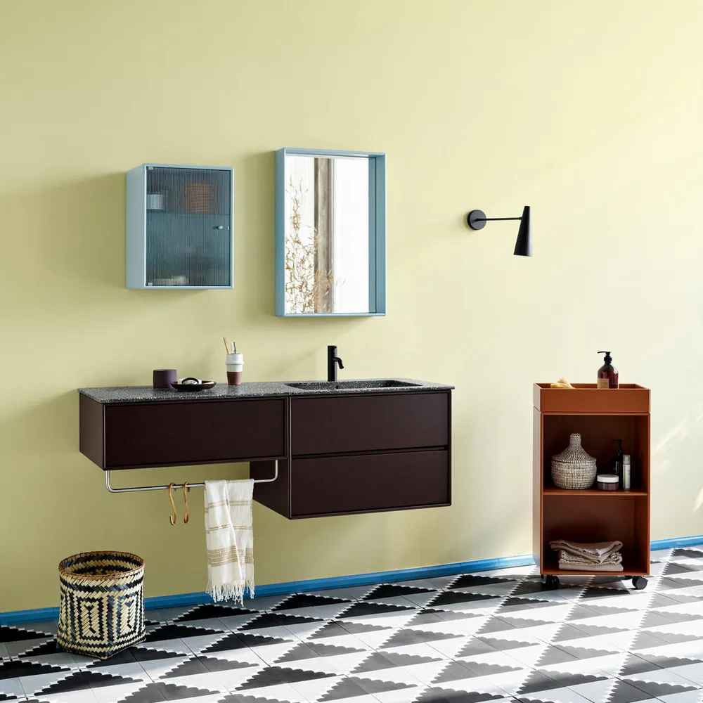 Montana - Shelfie Spiegel mit Regalrahmen Montana Furniture