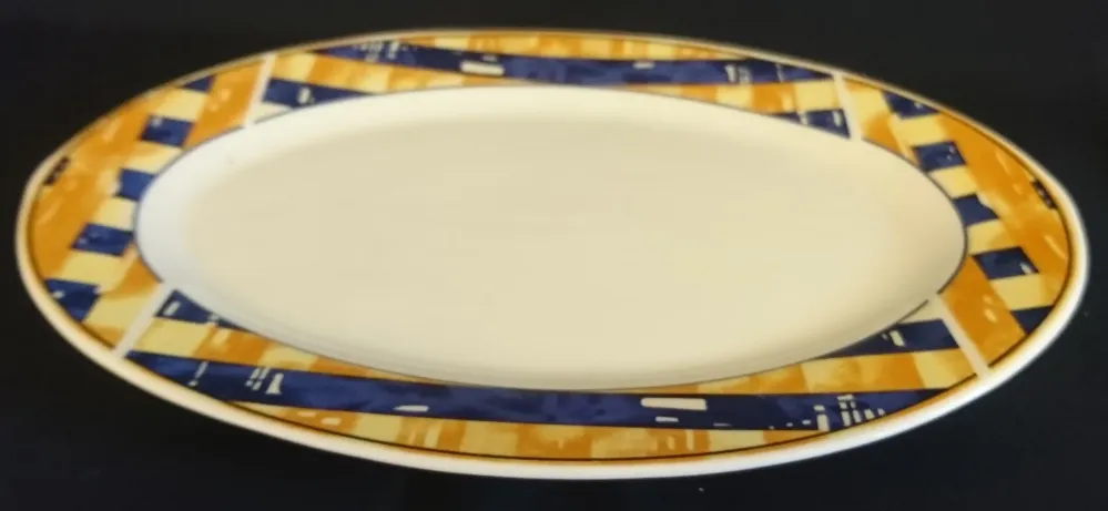 FLEISCH~ SERVIERPLATTE - Porzellan, Abstrakt Geometrisch Symbole Quadrat Viereck Balken Motiv Dekor